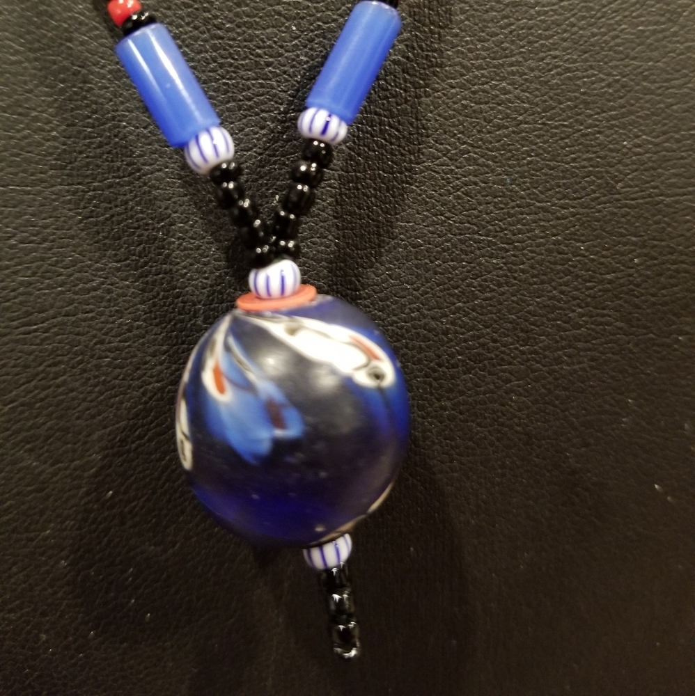 Necklace. - Picture 6 of 16